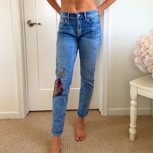 Pilcro by Anthropologie Slim Boyfriend Jeans, Size 28, Light Wash